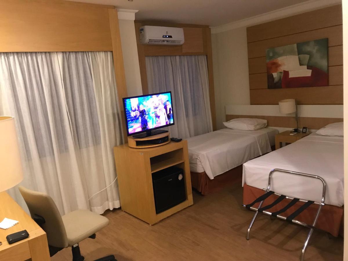 Flat Nobile Congonhas Em Frente Ao Aeroporto - H614 Hotel São Paulo Ngoại thất bức ảnh